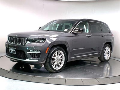 2022 Jeep Grand Cherokee Summit