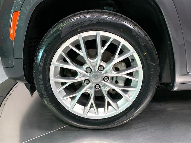 2022 Jeep Grand Cherokee Summit