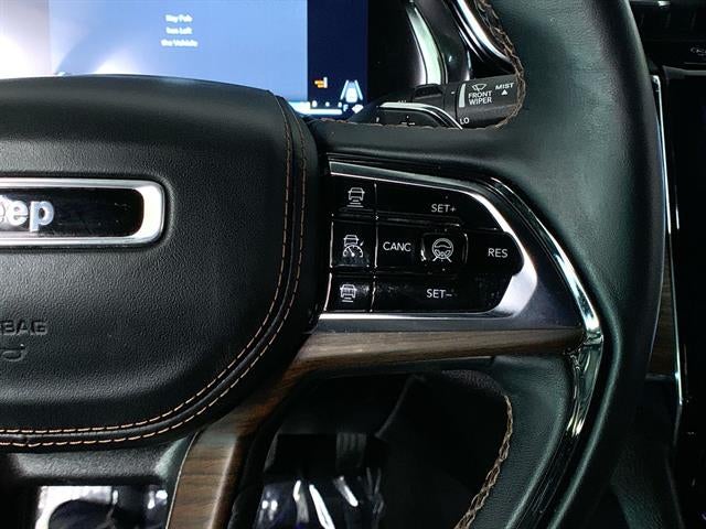 2022 Jeep Grand Cherokee Summit