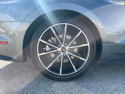 2022 Ford Mustang EcoBoost