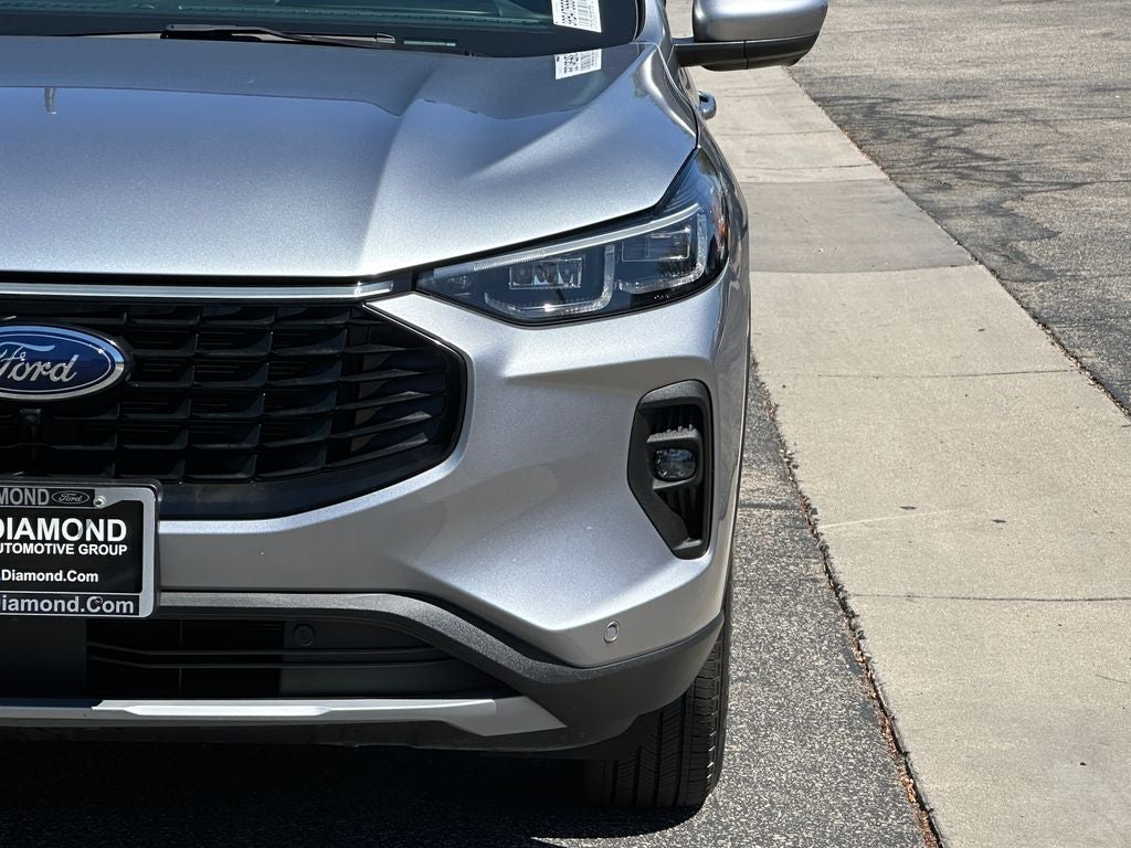 2024 Ford Escape Plug-In Hybrid Base