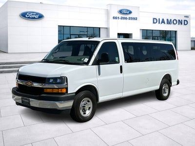 2025 Chevrolet Express 3500 LT Passenger