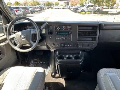 2025 Chevrolet Express 3500 LT Passenger