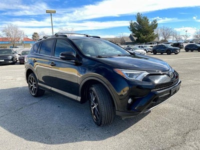 2017 Toyota RAV4 SE