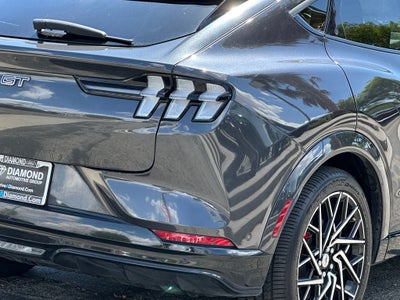 2021 Ford Mustang Mach-E GT