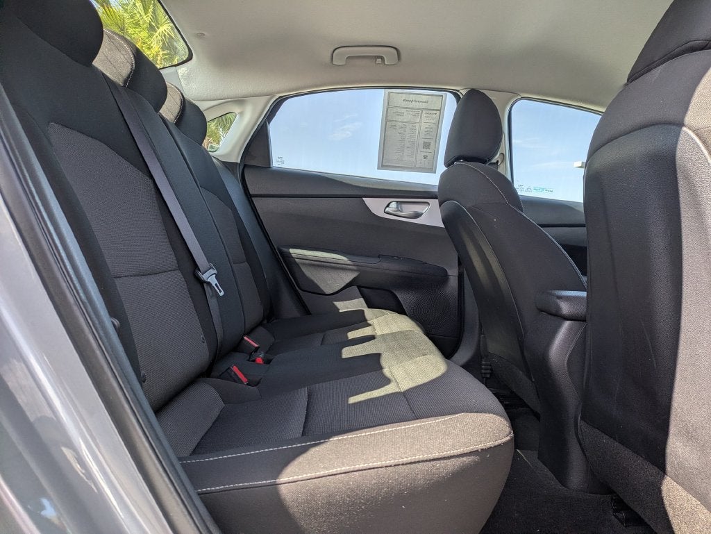 2023 Kia Forte LXS
