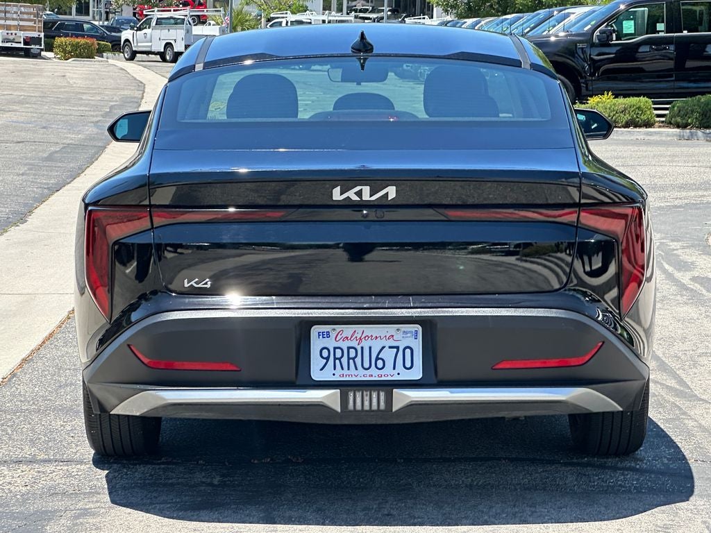2025 Kia K4 LXS