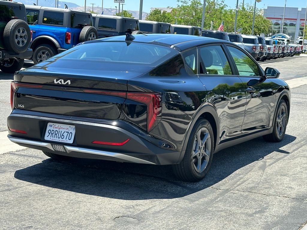 2025 Kia K4 LXS