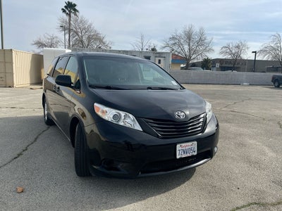 2017 Toyota Sienna L 7-Passenger