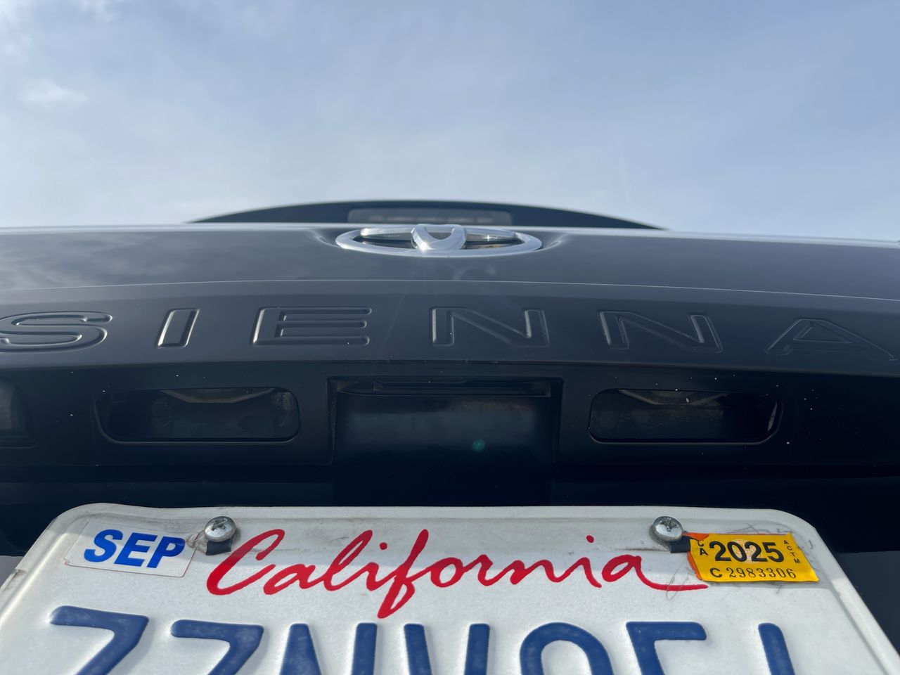 2017 Toyota Sienna L 7-Passenger