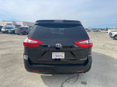 2017 Toyota Sienna L 7-Passenger