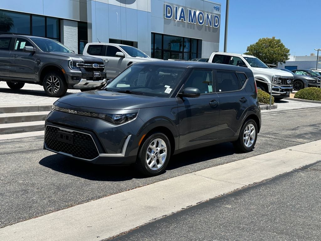 2024 Kia Soul LX