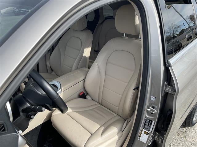 2022 Mercedes-Benz GLC 300 GLC 300