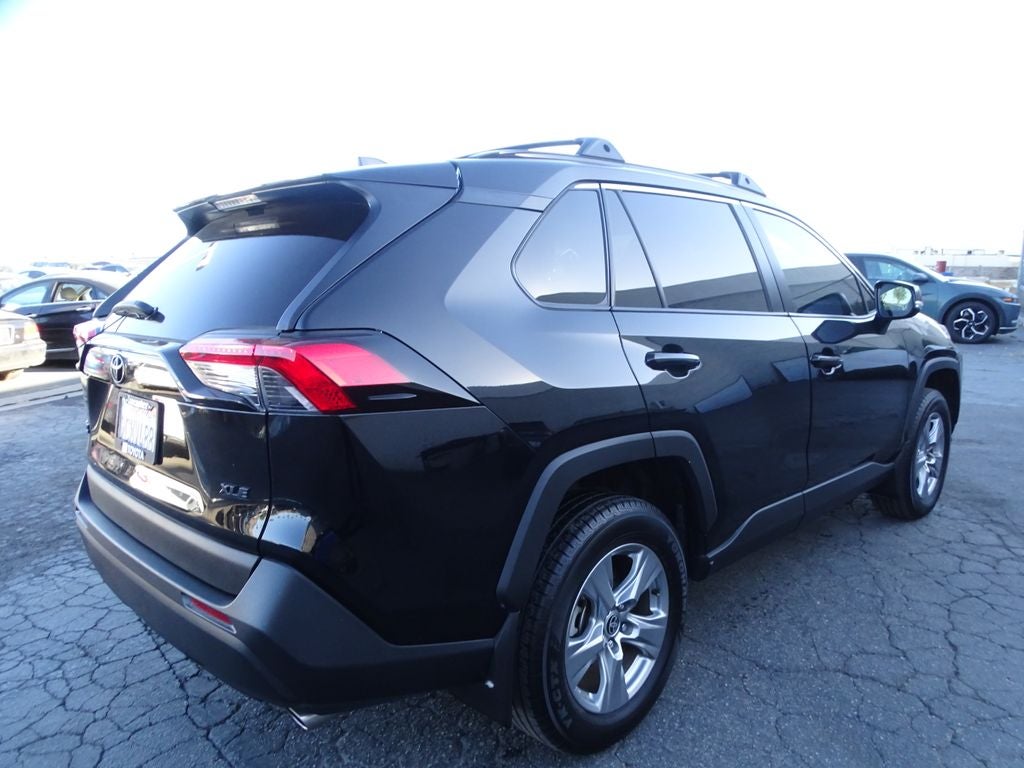 2022 Toyota RAV4 XLE