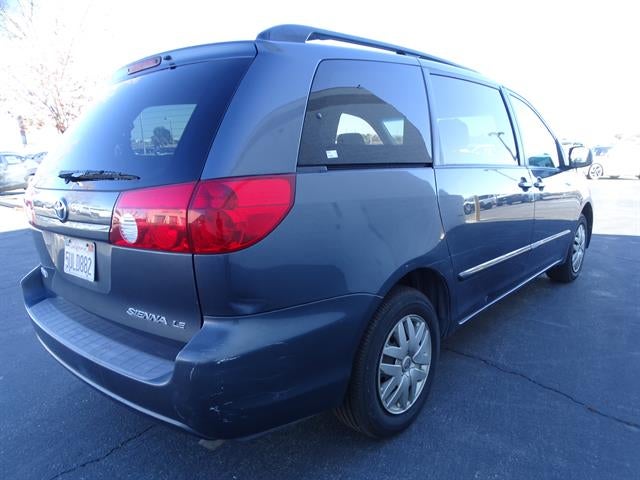 2006 Toyota Sienna CE 8 Passenger