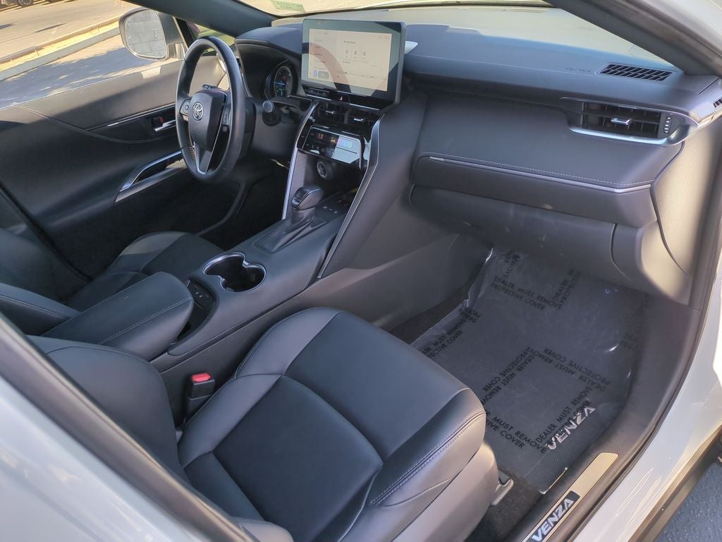 2023 Toyota Venza Nightshade