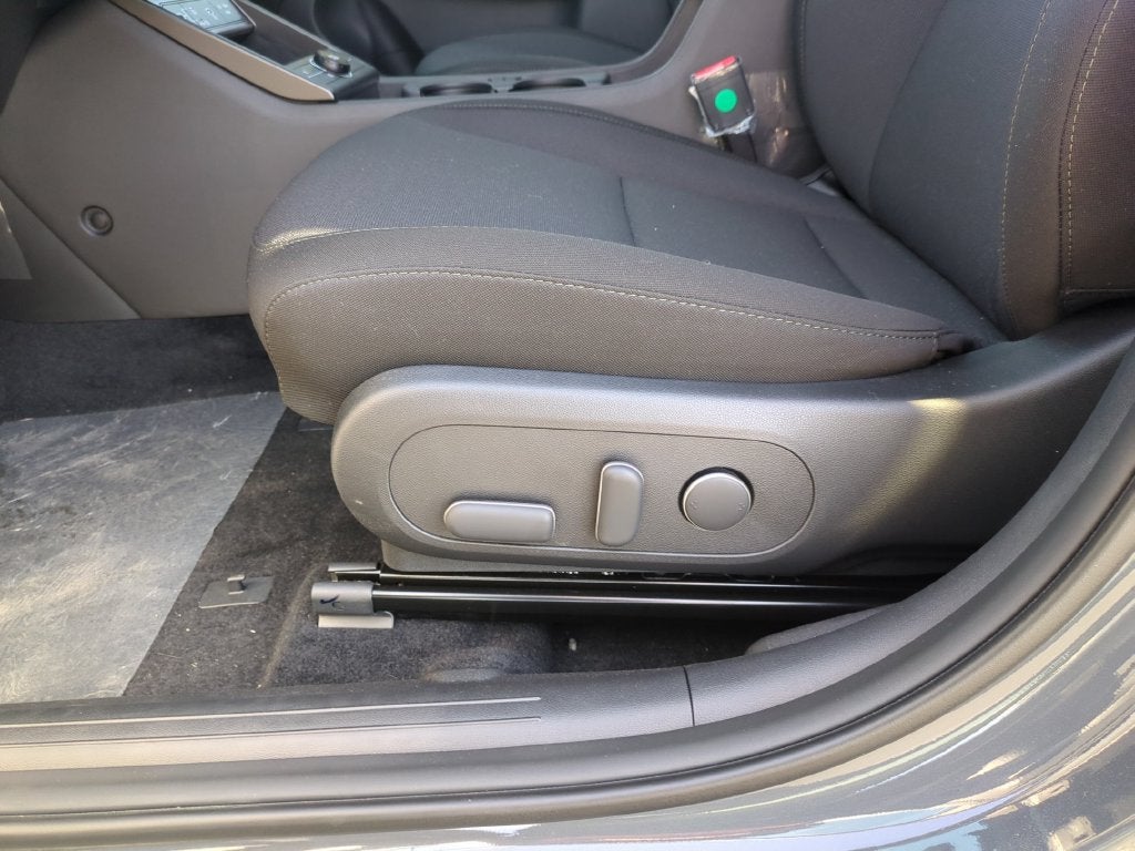 2025 Hyundai Kona Electric SEL