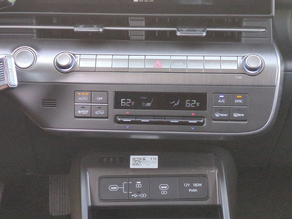 2025 Hyundai Kona Electric SEL