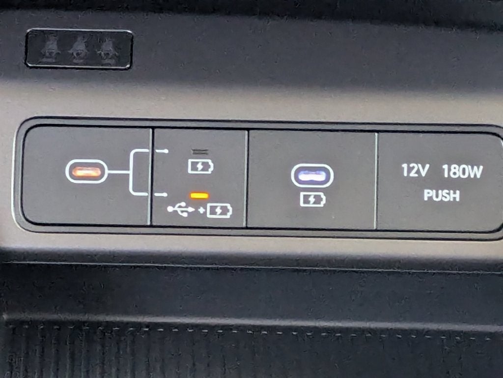 2025 Hyundai Kona Electric SEL