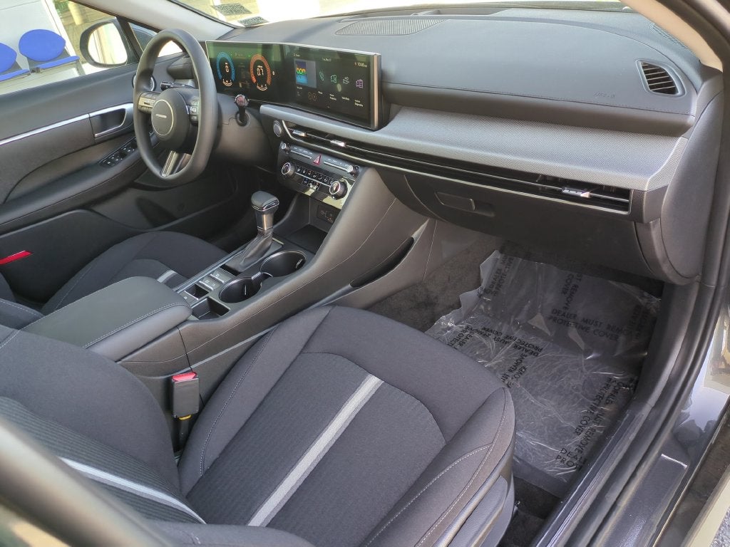 2025 Hyundai Sonata SE