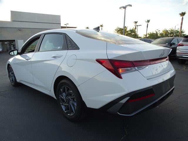 2024 Hyundai Elantra Essential
