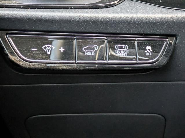 2023 Kia Niro SX Touring