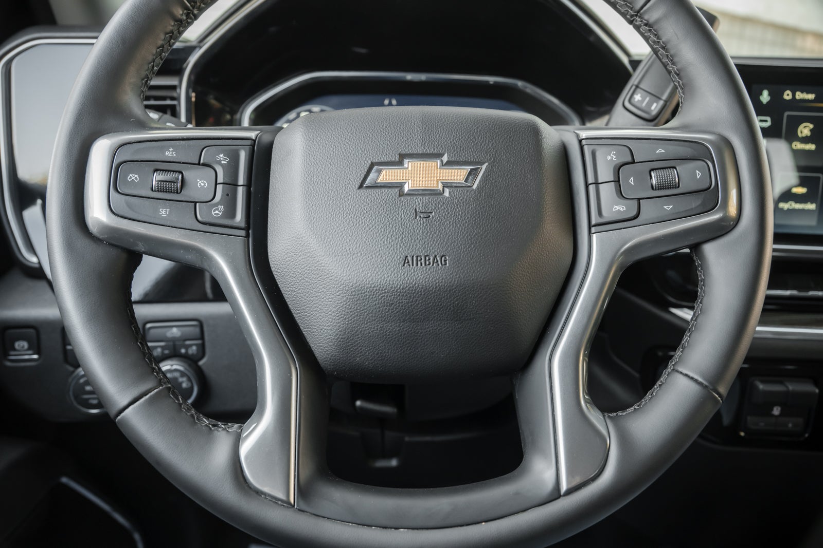 2025 Chevrolet Silverado 1500 LT (2FL)