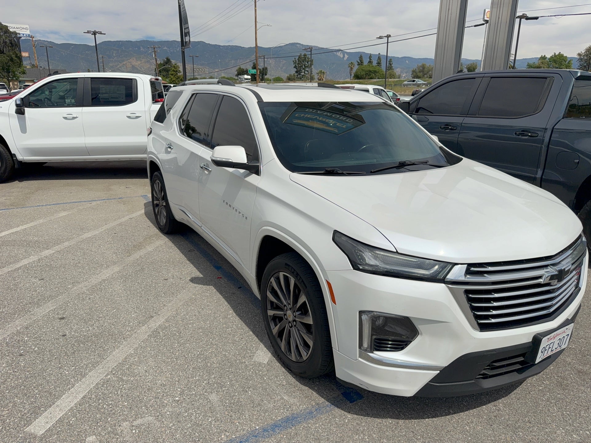 2023 Chevrolet Traverse Premier