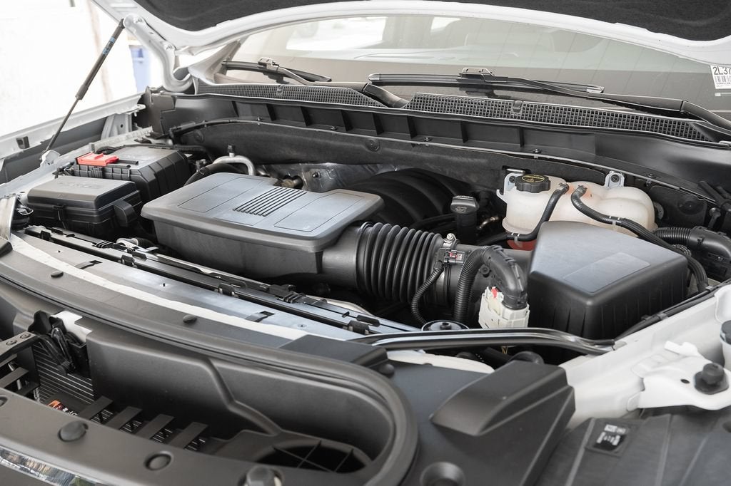 2024 Chevrolet Suburban LS