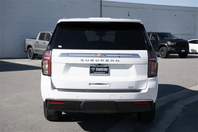 2023 Chevrolet Suburban LT