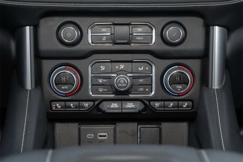 2024 Chevrolet Suburban Premier