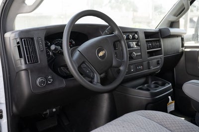 2024 Chevrolet Express Cutaway 3500 1WT