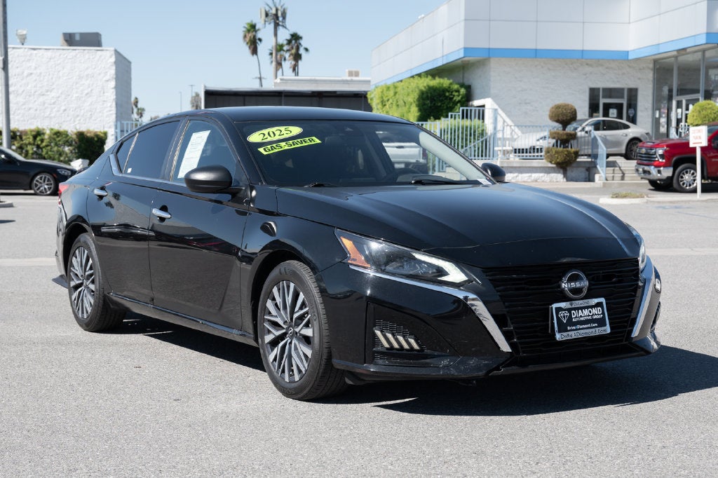 2025 Nissan Altima