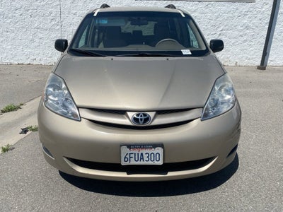 2009 Toyota Sienna CE