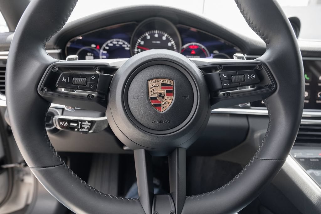 2023 Porsche Panamera Base
