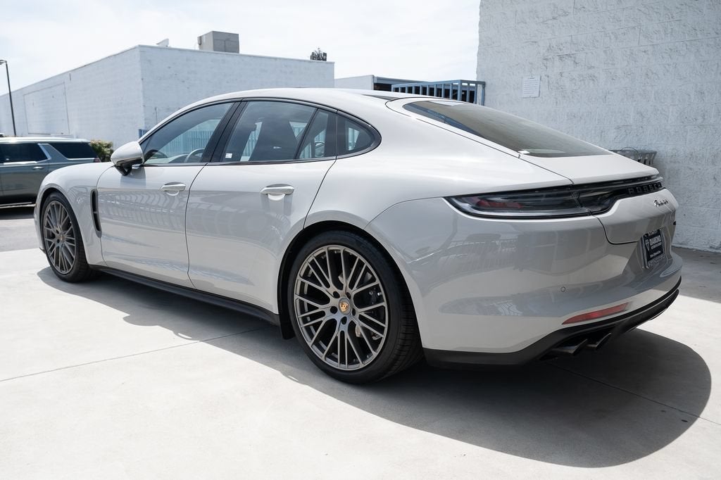 2023 Porsche Panamera Base