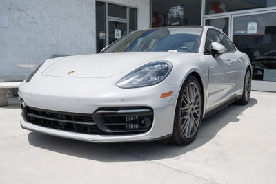 2023 Porsche Panamera Base