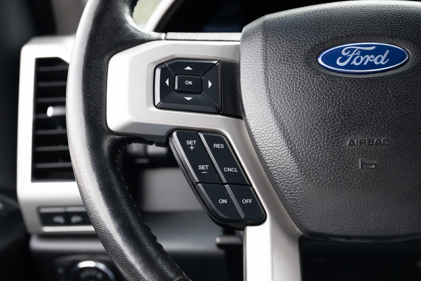 2019 Ford Super Duty F-350 SRW XL