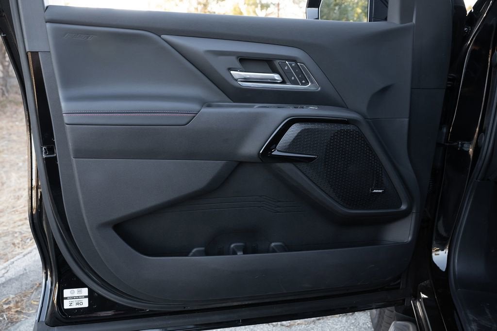 2024 Chevrolet Silverado EV RST