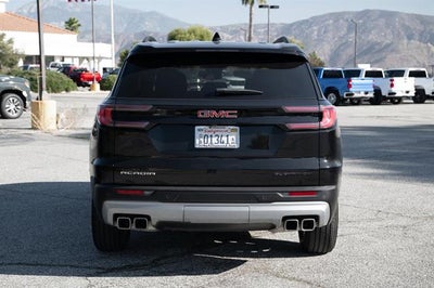 2025 GMC Acadia Elevation