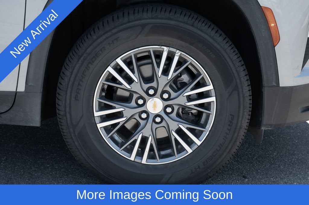 2024 Chevrolet Traverse LT