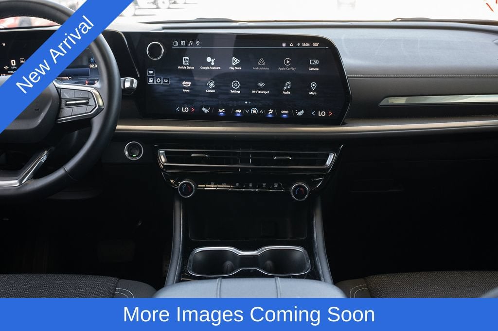2024 Chevrolet Traverse LT