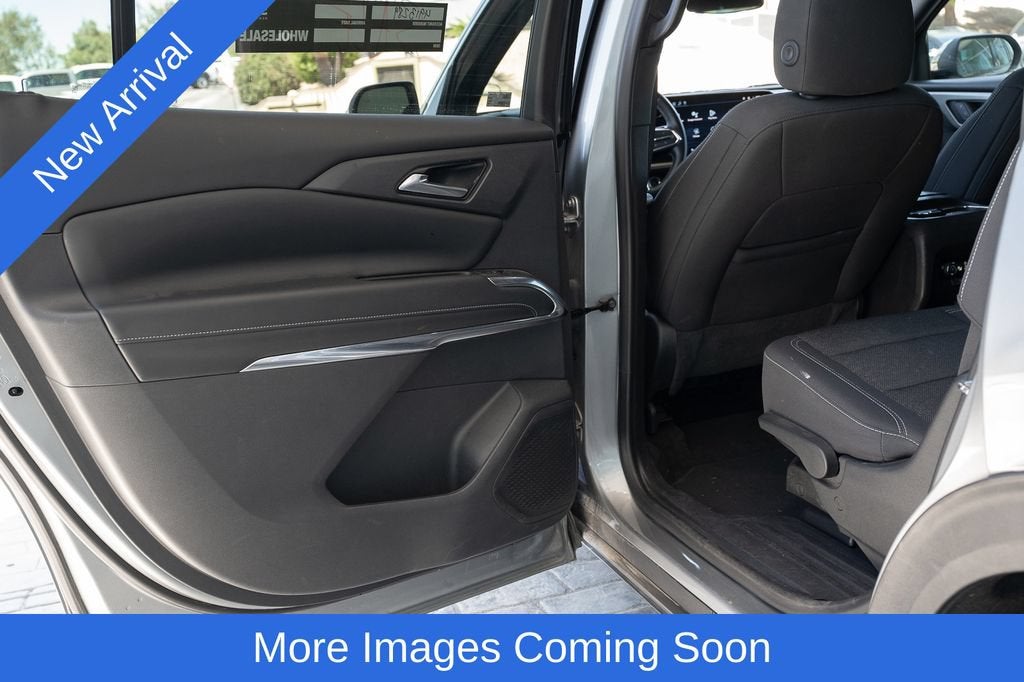 2024 Chevrolet Traverse LT