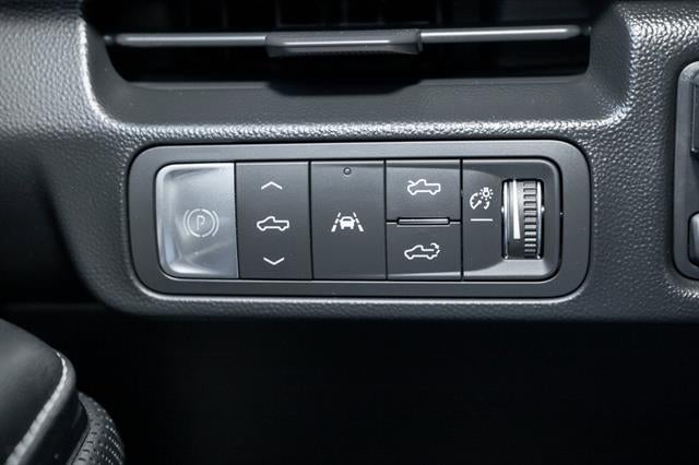 2024 GMC Sierra EV Denali Edition 1