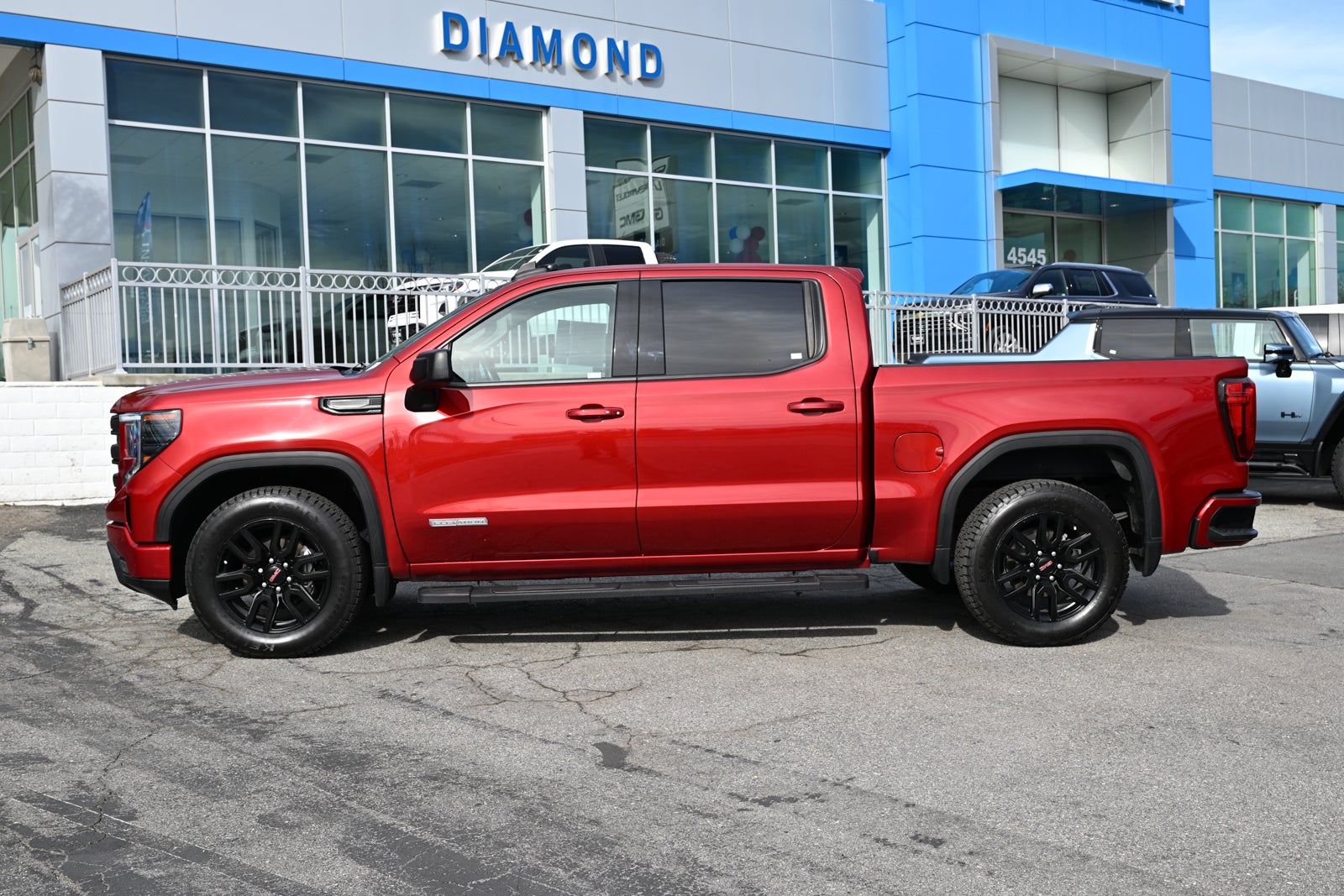 2023 GMC Sierra 1500 Elevation