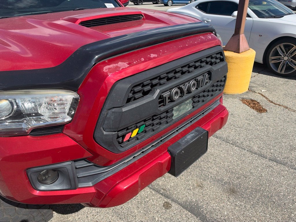 2018 Toyota Tacoma SR