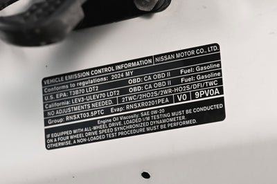 2024 Nissan Pathfinder SV