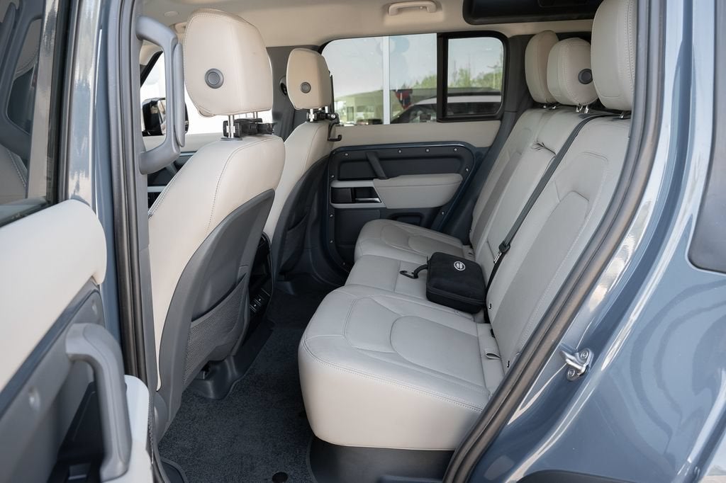 2023 Land Rover Defender S