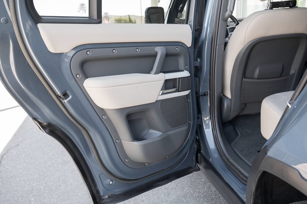 2023 Land Rover Defender S