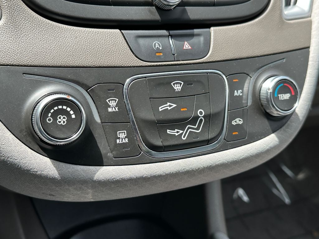 2021 Chevrolet Malibu LS 1FL